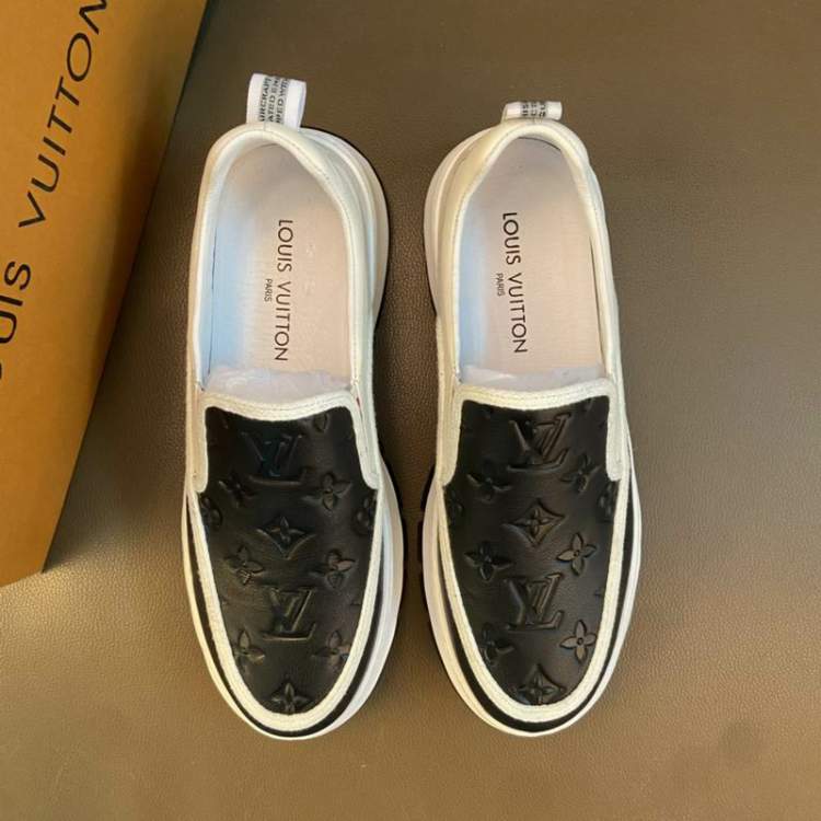 Picture of Louis Vuitton Shoes _SKULVsz38-45mnf010516120